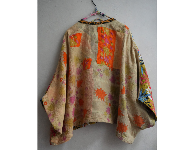 老甘達 Wings上衣 4