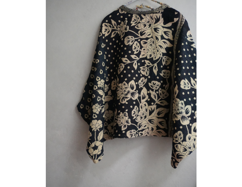 老甘達 Wings上衣 5