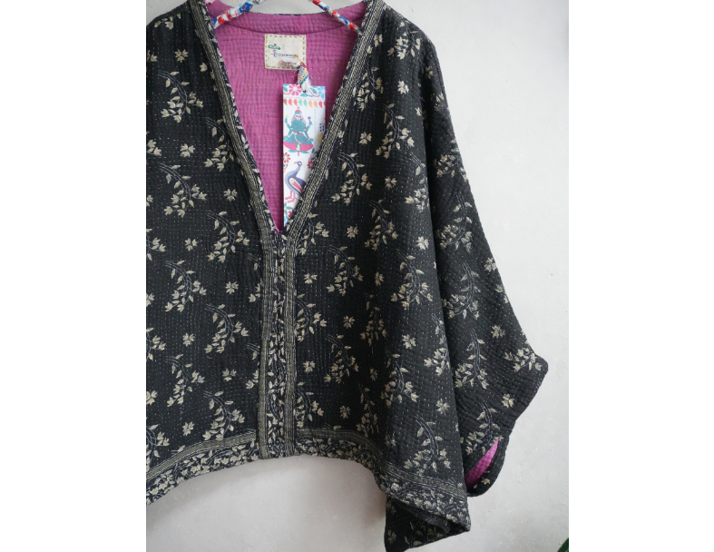 老甘達 Wings上衣 2