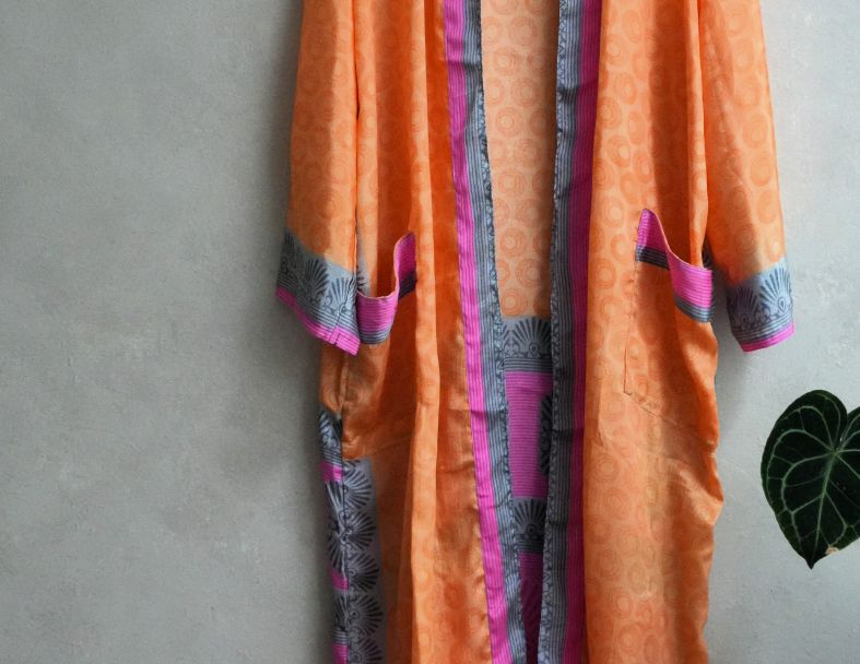 Old Saris 老莎麗袍子*G8 1