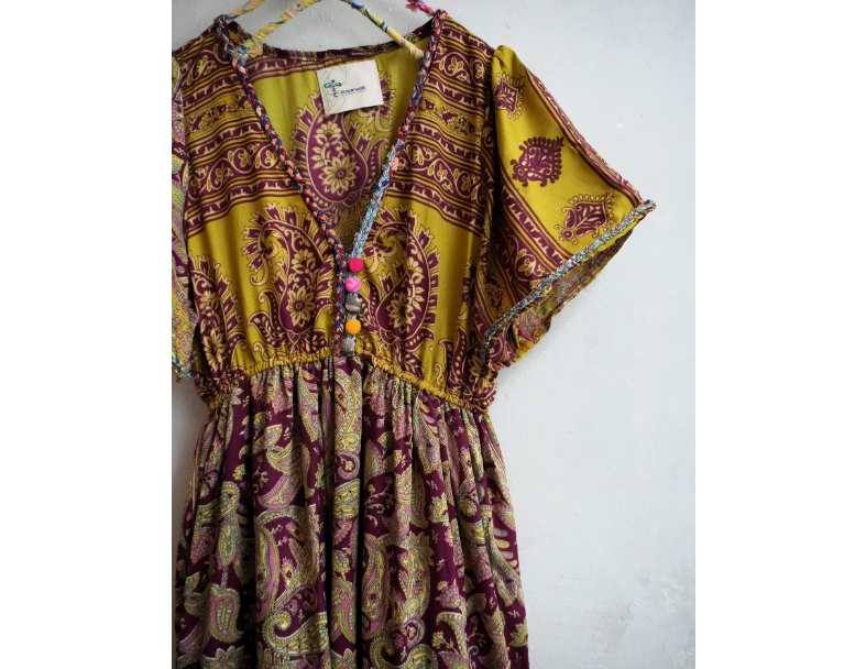 Old Saris 老沙麗長洋*S14 3
