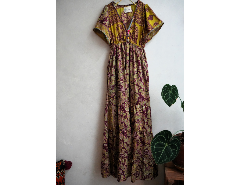 Old Saris 老沙麗長洋*S14 4