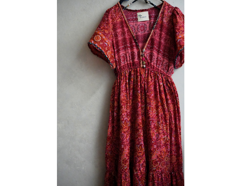 Old Saris 老沙麗長洋*S9 2