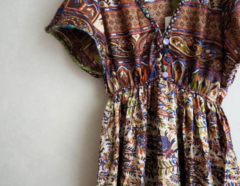 Old Saris 老沙麗長洋*SB4 *SOLD 4