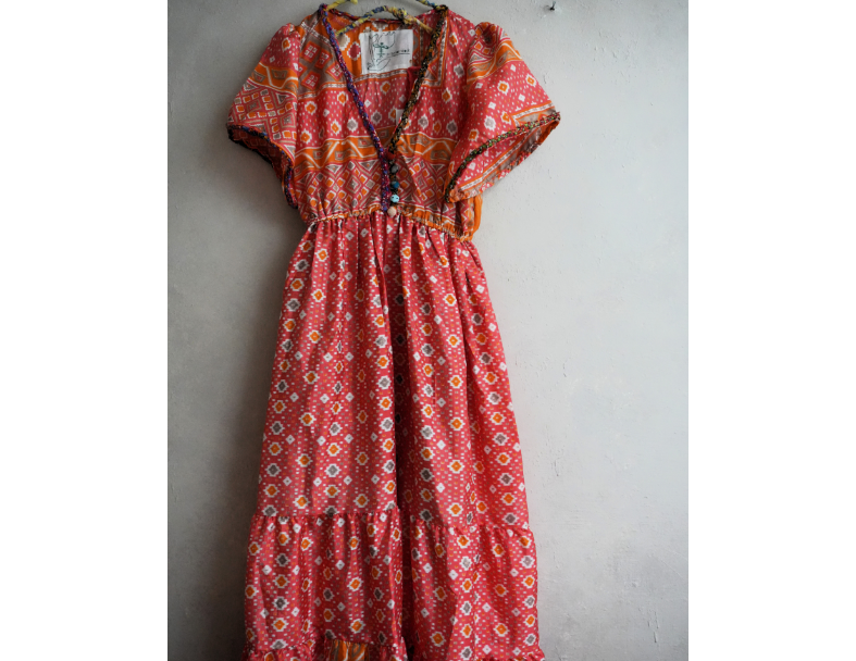 Old Saris 老沙麗長洋*SB7 4