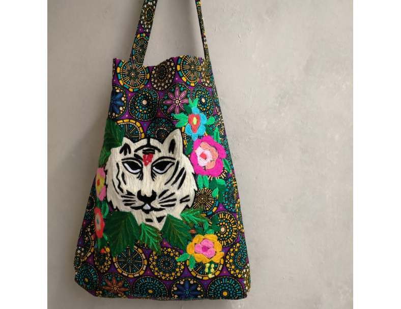 非洲老虎貓*萬花圈 5