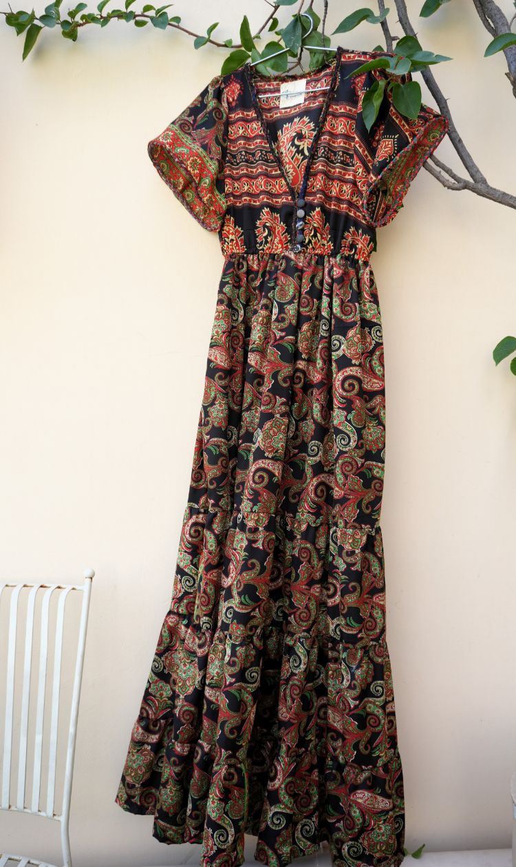 Old Saris 老沙麗長洋*S6 / SOLD