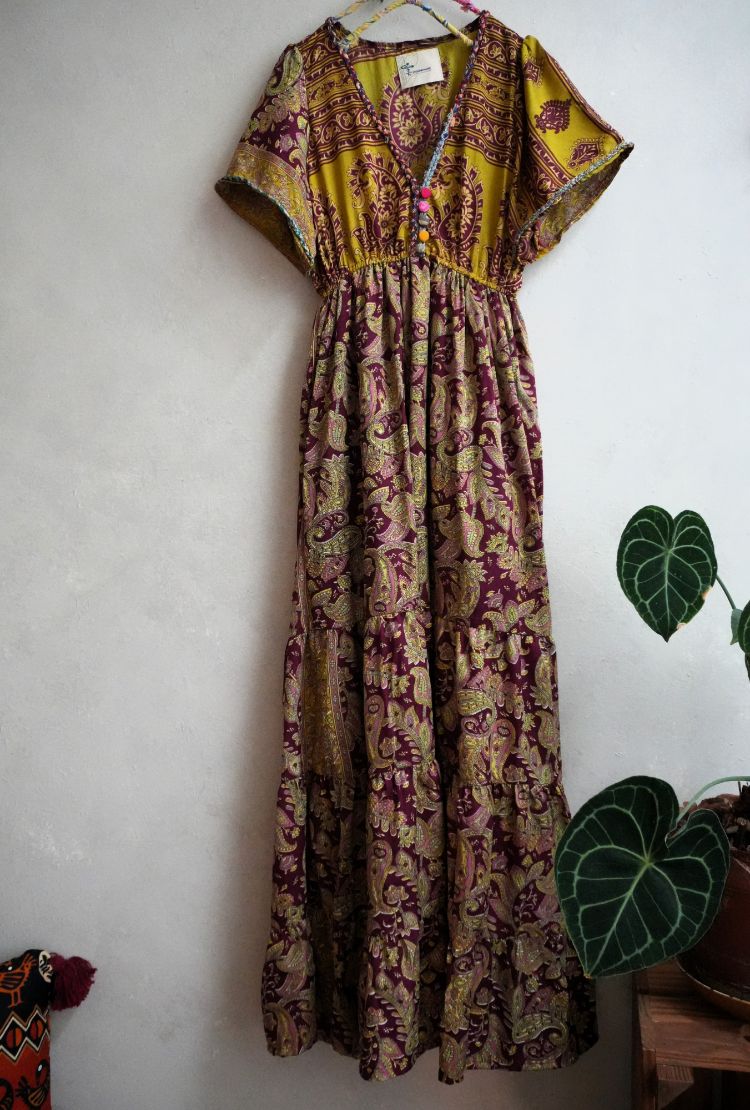 Old Saris 老沙麗長洋*S14