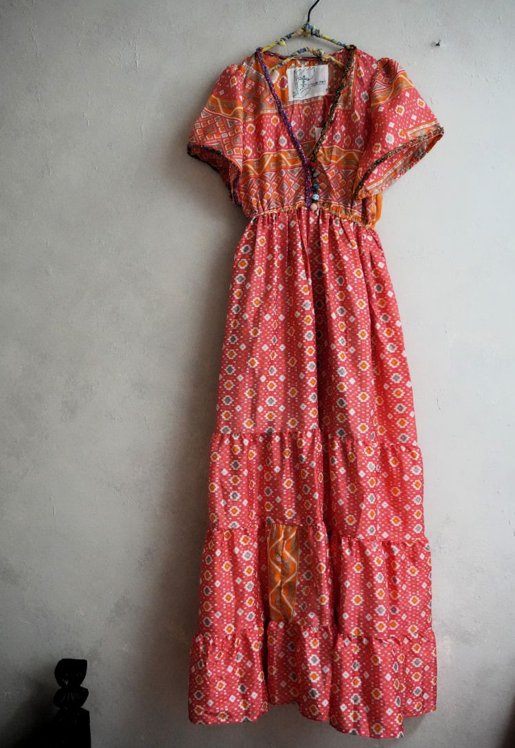 Old Saris 老沙麗長洋*SB7