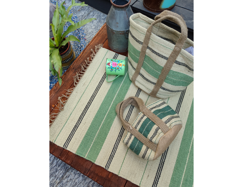 簡約豆綠.農莊毯 1