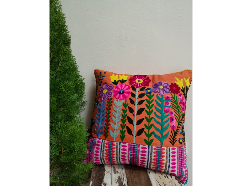 毛繡花抱枕套.祕密花園 1