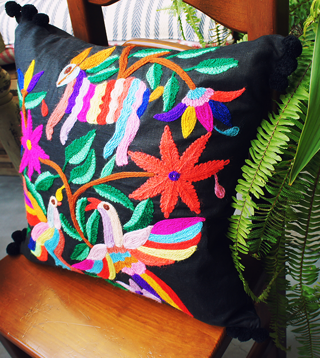 羊毛刺繡抱枕套 4